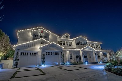 Residential Christmas lighting in Redlands, CA